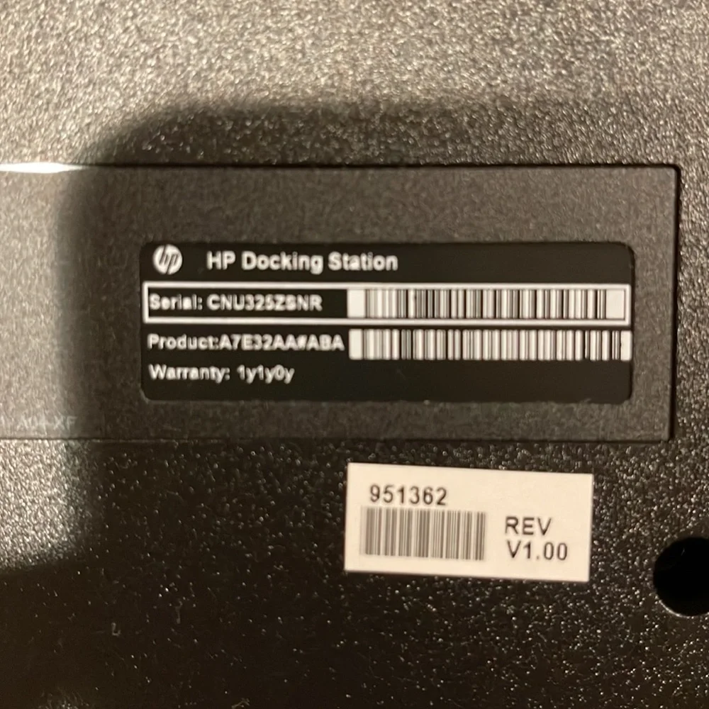 HP laptop docking station. Product number a832AA*ABA